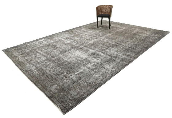 Image 1 of Hand-knotted vintage art rug 440x297