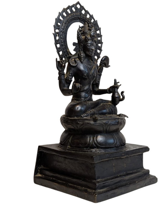 Image 1 of Avalokiteshvara en bronze antique – Tibet ou Népal, XVIIIe-XIXe siècle