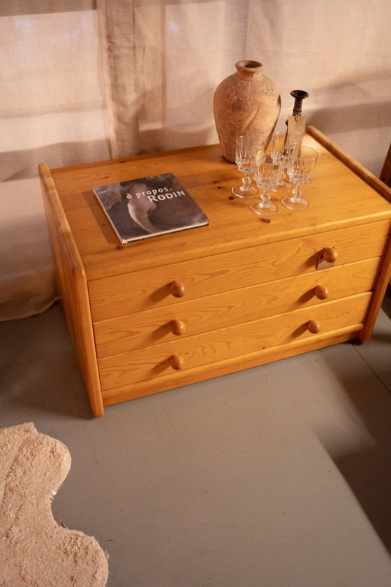 Image 1 of Commode vintage en pin