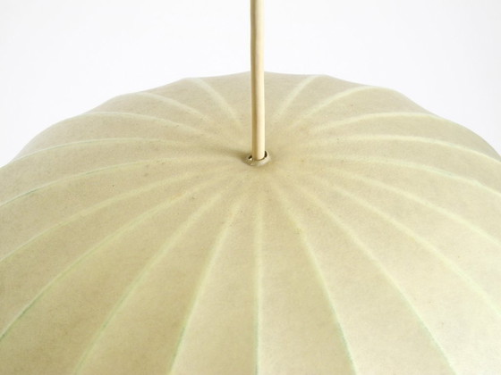 Image 1 of Beautiful round Cocoon pendant lamp in very good original vintage condition from the 1960s