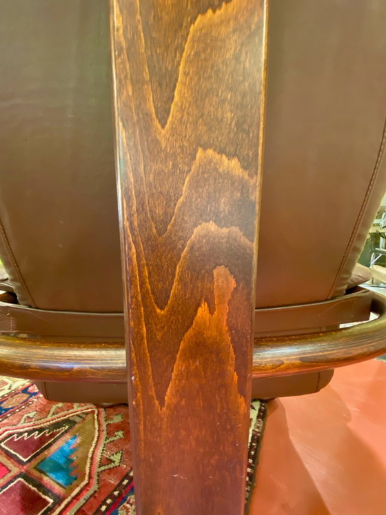 Vintage Manta loungestoel van leer en hout, ontworpen door Ingmar Relling voor Westnofa. (photo 5 of 11)