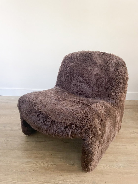 Artifort Alky | design | reupholstered faux fur | dark brown – Armchairs, Polyester (photo 5 of 8)