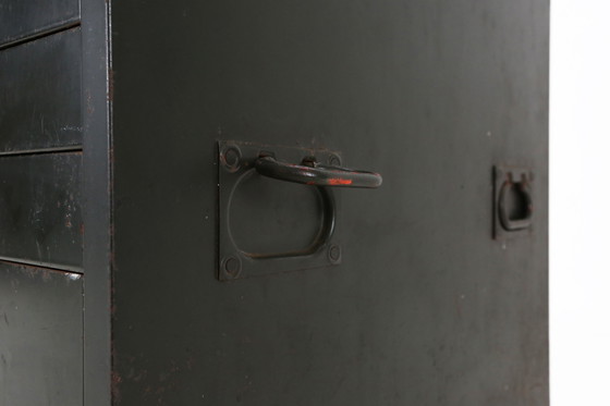 Image 1 of Classeur ou commode militaire en métal vert forêt, 1956