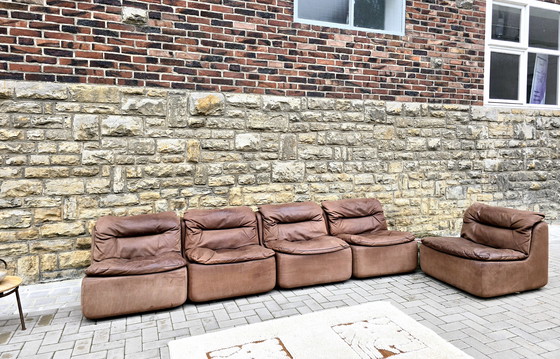 Image 1 of Knoll modulair sofa