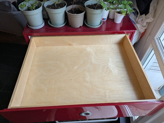 Image 1 of Zeldzame bar- en vitrinekastset - Uniek designstuk - Rood gelakt (Cartier-stijl)