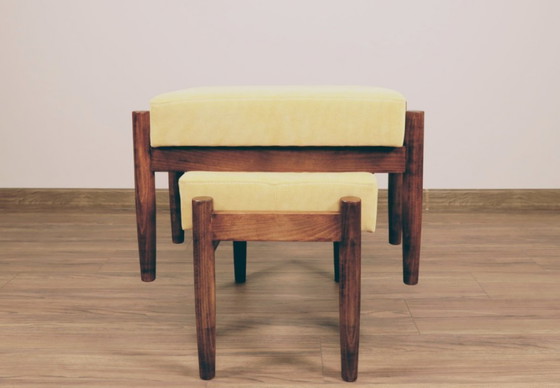 Image 1 of Pouf tabouret poggiapiedi retrò in velluto a coste giallo 