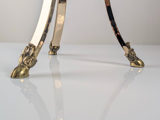 Neoklassieke bijzettafel van messing en facetgeslepen glas met ramkoppen, jaren 70 – Brass (photo 4 of 12)