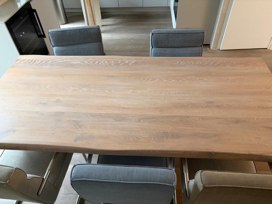 Goossens Blade Esstisch und 5 Stühle 220x100 – Esszimmergarnitur, Metall, Stoff (photo 2 of 5)