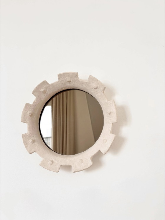 Zeitgenössischer französischer Keramikspiegel, "Gioielli" von Renzo Maar., Glas, Weiß, Brutalist (Foto 4 von 12)