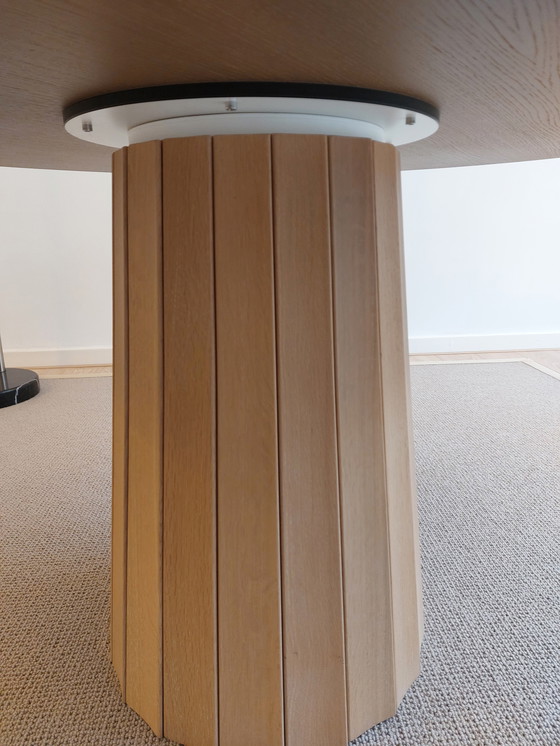 Image 1 of Runder Esstisch Moooi 1,40 m.