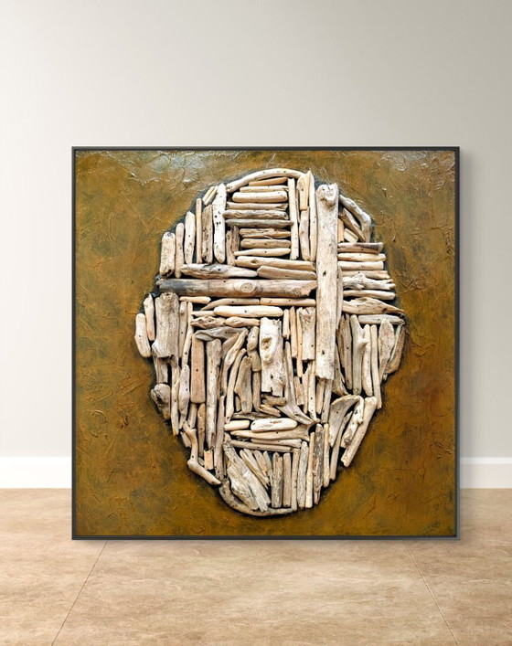 Image 1 of Facial Variations –  3 Wandobjecten met Reliëf, Linnen en Drijfhout ( ieder item 60 × 60 × 4 cm)