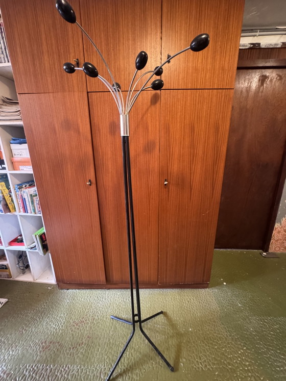 Appendiabiti di design italiano – Metallo cromato e laccato nero – Anni '60-'70 (photo 11 of 13)