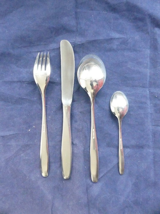 Image 1 of Service de couverts WMF Modèle Hamburg 24 pièces 6 personnes Argent 90 WO3aeb