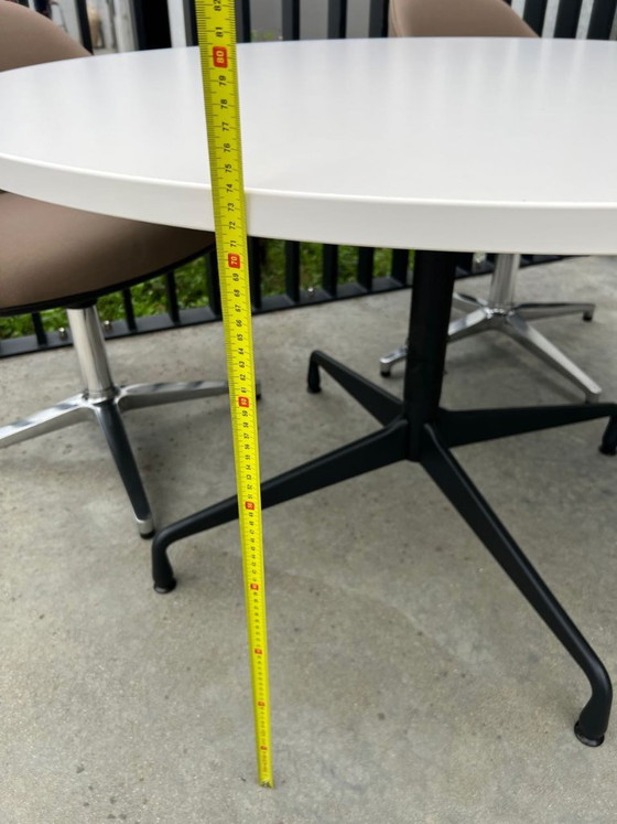 Mesa segmentada Vitra Eames, 120 cm – Mesas de comedor, Metal, Wood (photo 2 of 10)