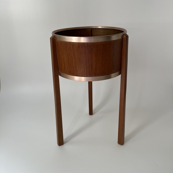 Image 1 of Porte-plante scandinave vintage en teck et cuivre, Suède, années 60