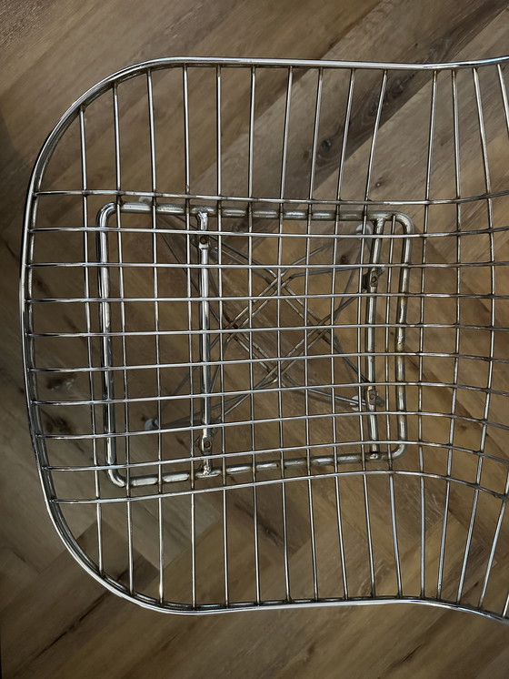 Image 1 of Wire Chair chroom