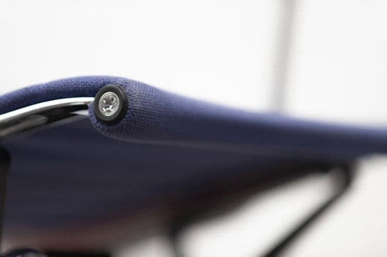 Image 1 of Vitra Ea 119 Sedia da ufficio