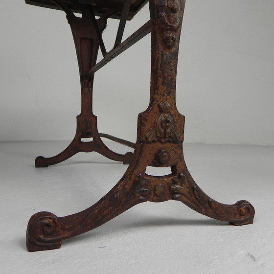 Image 1 of Table de bistrot Art Déco avec plateau en chêne sur piétement en fonte