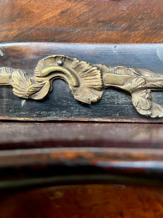 Vecchia vetrina di vernice Martin in stile Luigi XV. – Vetrine, Bronze, Wood, Rococo (photo 3 of 11)