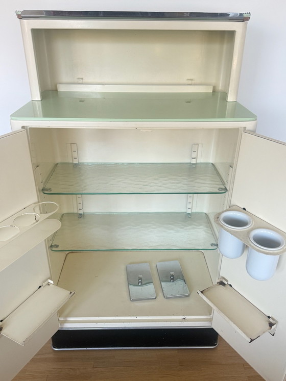Mobile contenitore vintage in metallo, cromo e vetro – maquet, Mobili contenitori (photo 3 of 15)