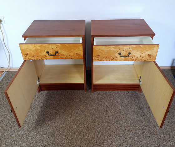 Image 1 of Set vintage di 2 comodini, comodino portaoggetti, comodino retrò, tavolini portaoggetti, comodini in legno,