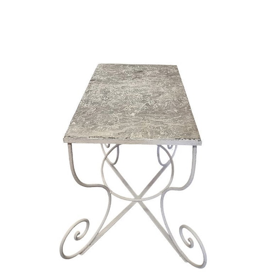 Image 1 of Franse tafel met grijs natuurstenen blad, 1e helft 20e eeuw