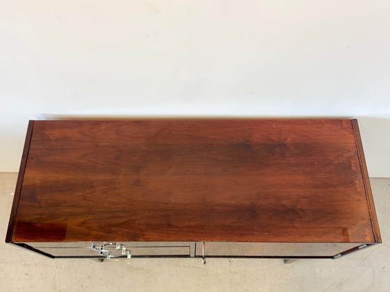 Image 1 of Subtle high-gloss sideboard in Scandinavian style