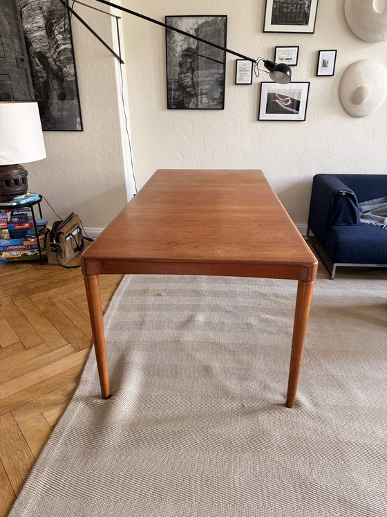 Extendable Teak Dining table by H.W. Klein for Bramin – Wood (photo 3 of 11)