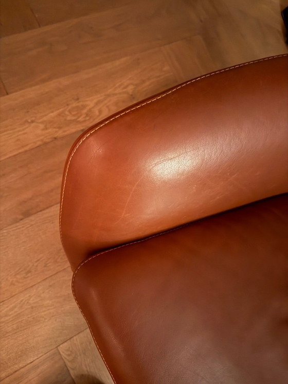 Image 1 of Leolux carruzzo fauteuil met ottoman