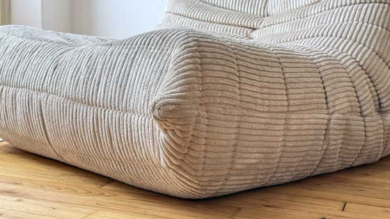 Image 1 of Canapé 1 place Original Ligne Roset Togo – Velours côtelé beige