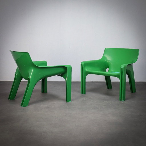 Pair of Vicario Lounge Chairs by Vico Magistretti for Artemide, Italy, 1970s