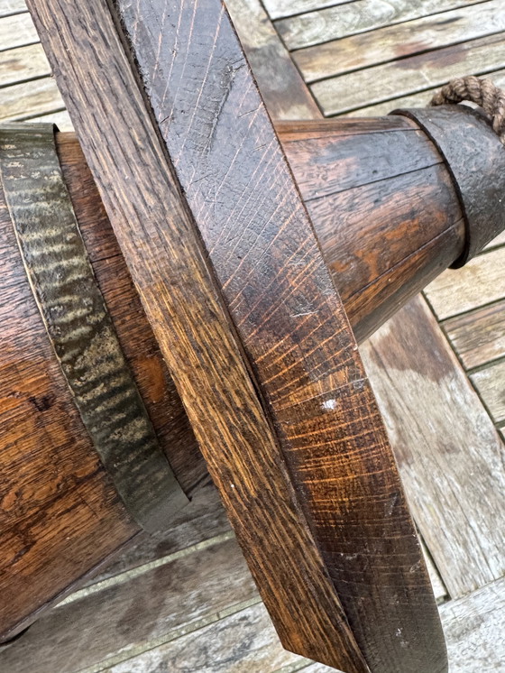 Image 1 of Bouée de pêche ancienne en bois | Chêne massif et fer forgé | XIXe siècle