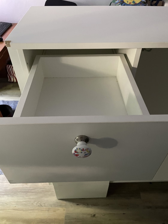 Image 1 of Un guardaroba per bambini molto carino