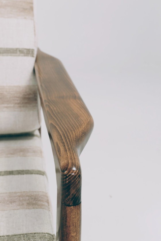 Image 1 of Vintage fauteuil naturel Lin beige wit gestreept houten frame 1965 mcm design