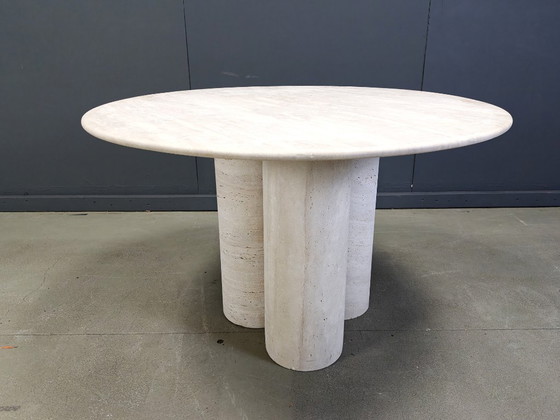 Image 1 of Round italian travertine dining table 1970s