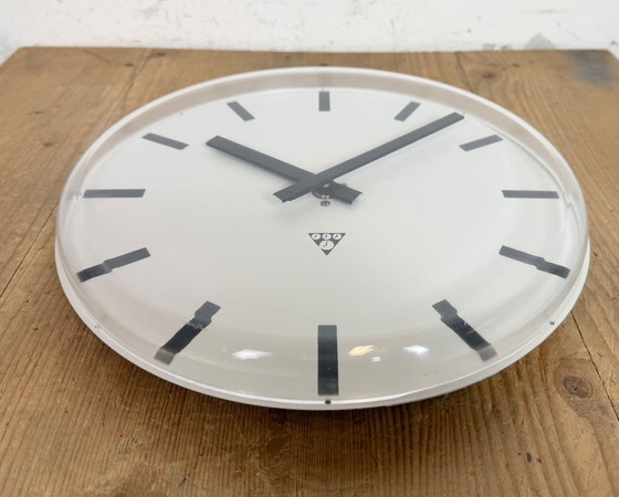 Image 1 of Horloge murale de bureau vintage de Pragotron, années 1980