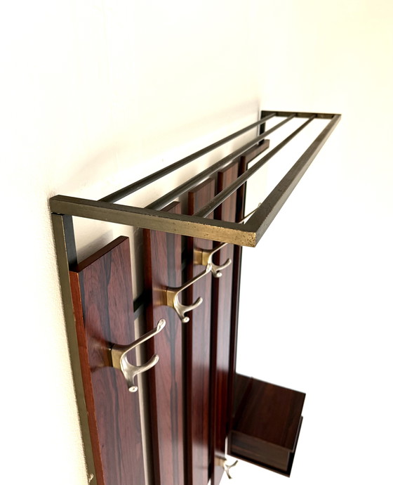 Image 1 of Vintage XL Rosewood wandkapstok ‘60