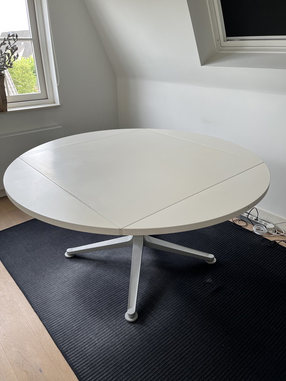 Image 1 of Zanotta Radice Quadra table blanc