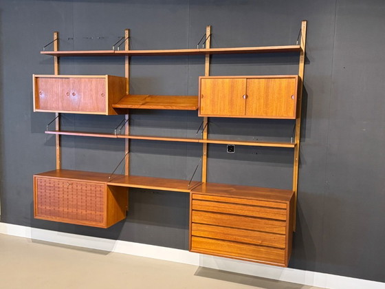 Image 1 of Wall System | Royal System | Poul Cadovius | Teak