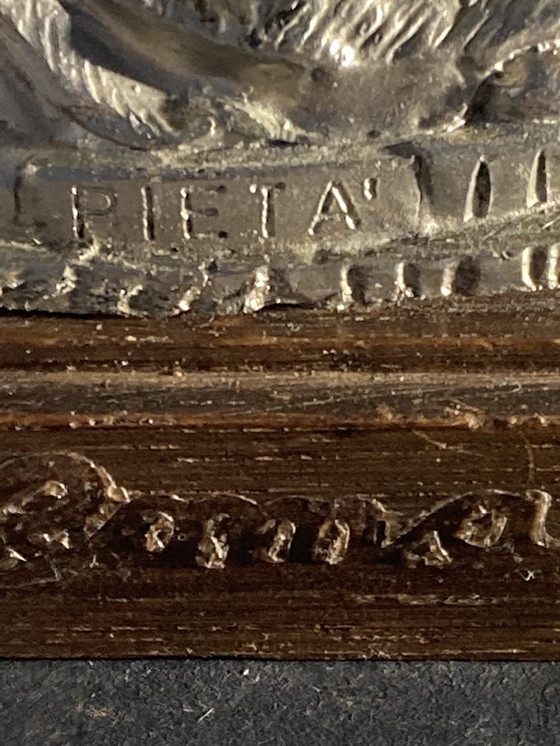 Image 1 of Piccola statua raffigurante la Pietà di Michelangelo, vintage anni '80