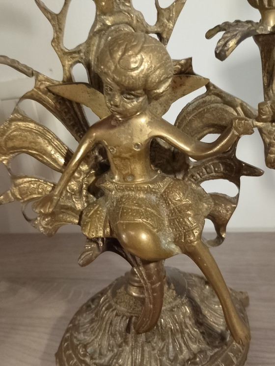 Image 1 of Rara coppia di candelabri in bronzo massiccio del XIX secolo con ninfe, segni di lima, marchio di fonderia, fusione in sabbia