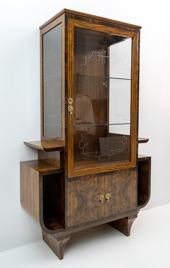 Image 1 of Art Dèco Italienische Nussbaum Vitrinen oder Bar Vitrine, 1925