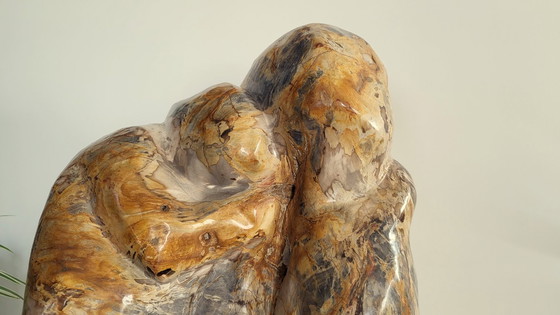 Image 1 of Escultura única, "madre e hijo" en madera petrificada.