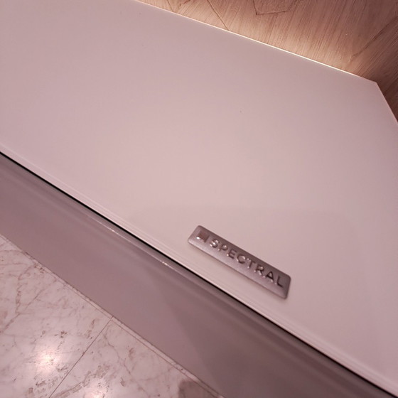 Image 1 of Mobile TV Spectral Airboard