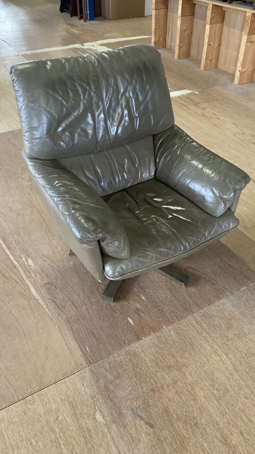 Leolux Cece relax armchair