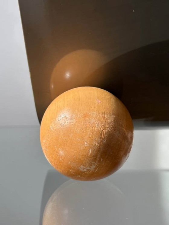 Image 1 of metalen (chroom/inox) tijdschriftenrek (houder) met houten bolvoeten