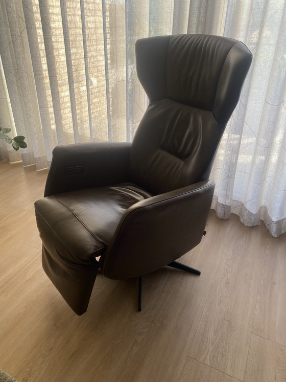 Gealux brown leather electric adjustable recliner chair – Metal (photo 2 of 6)