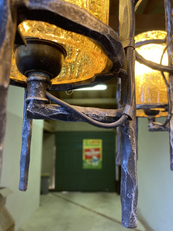 Image 1 of Imponente lampadario in stile brutalista, ispirato a Marcello Fantoni, risalente agli anni '60.