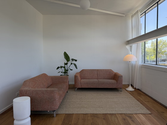 Image 1 of Pode Swipe Designer-Sofa