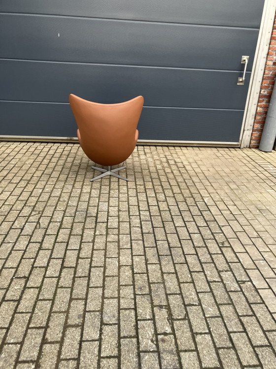Image 1 of Sillón Egg de Fritz Hansen en piel color coñac, ¡en perfecto estado!